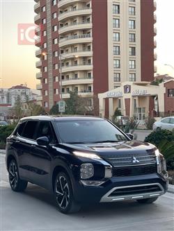 ميتسوبيشي اوتلاندر